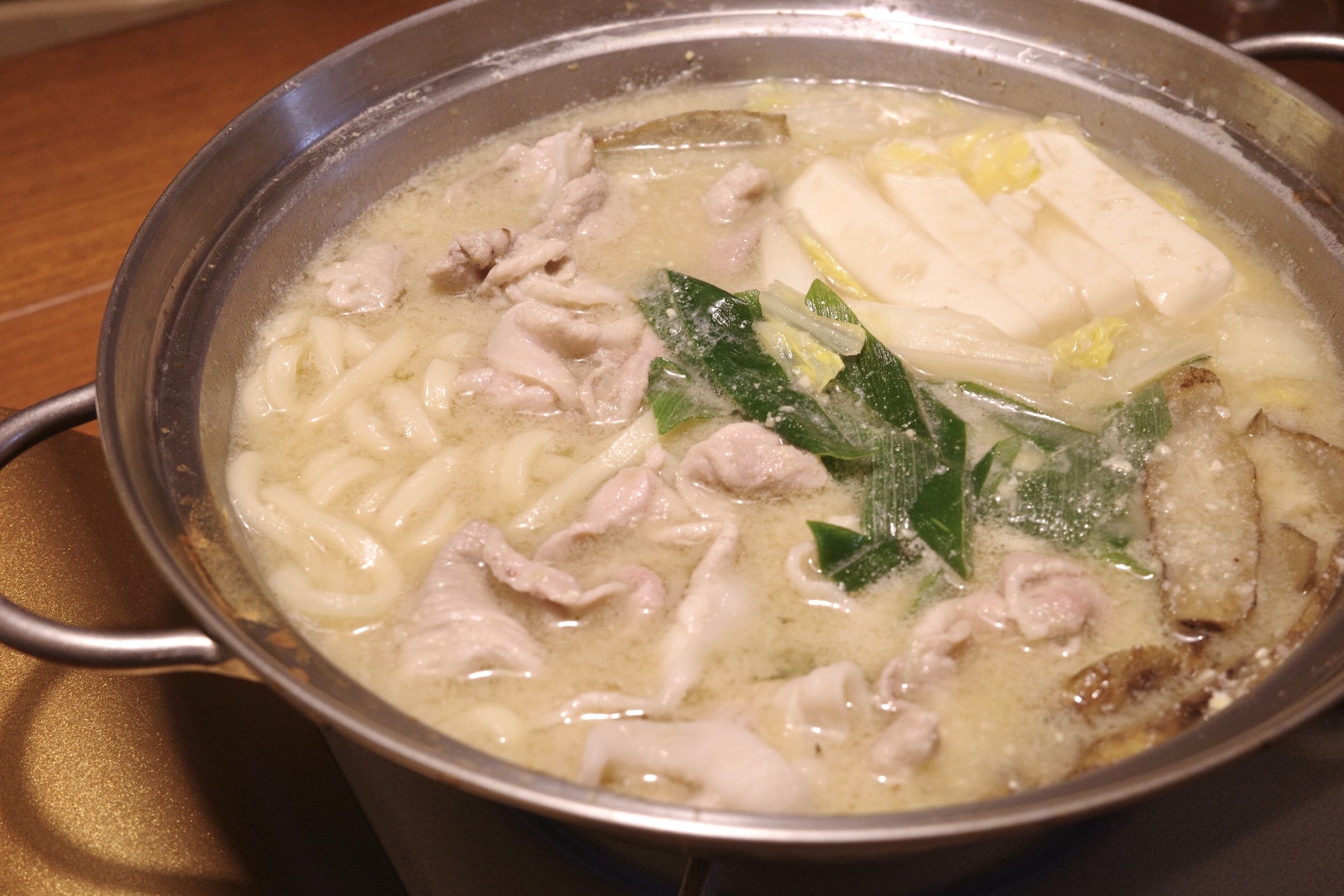 豚汁うどん鍋の作り方/レシピ